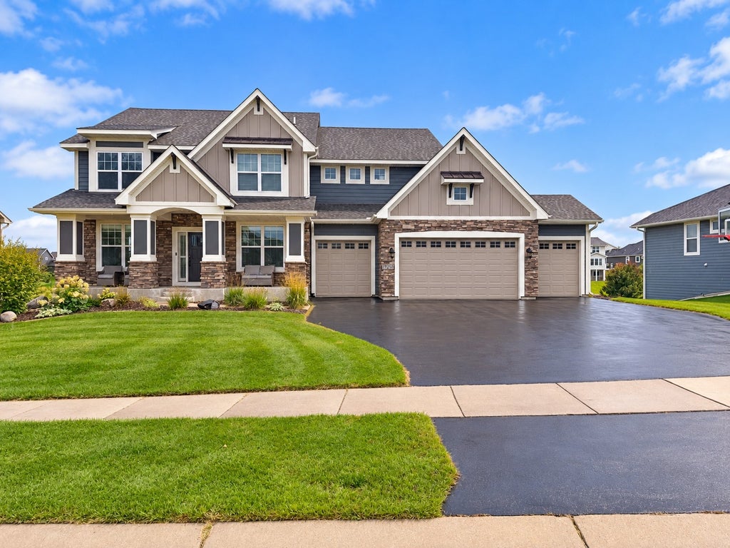 Photo of 19235 Huxley Avenue, Lakeville, MN 55044 (MLS # 7153948)
