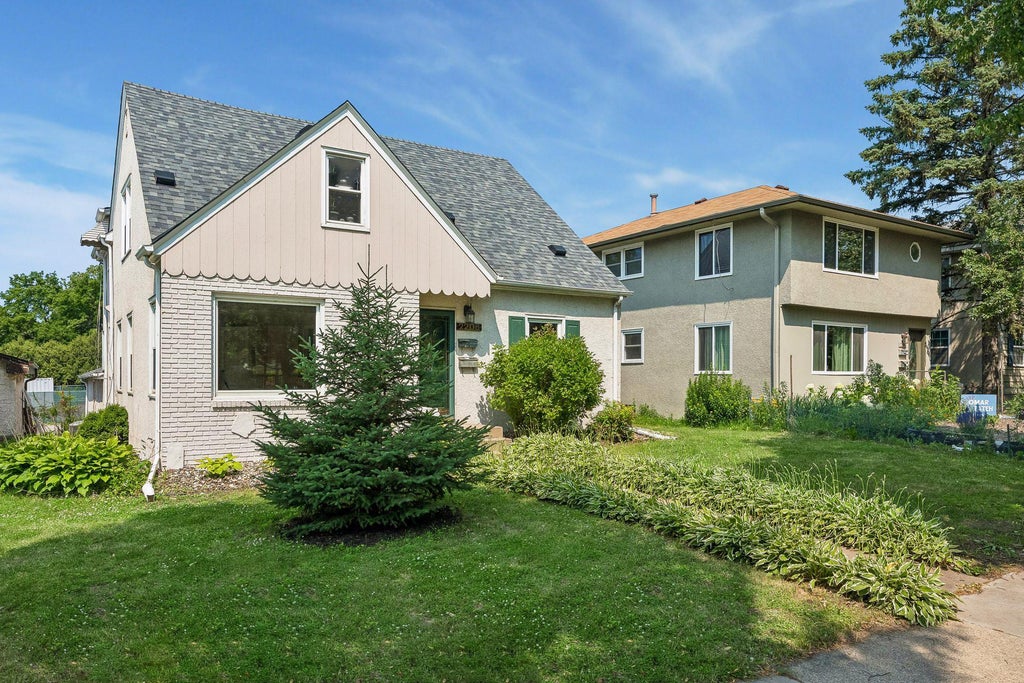 Photo of 2206 Arthur Street NE, Minneapolis, MN 55418 (MLS # 7101743)