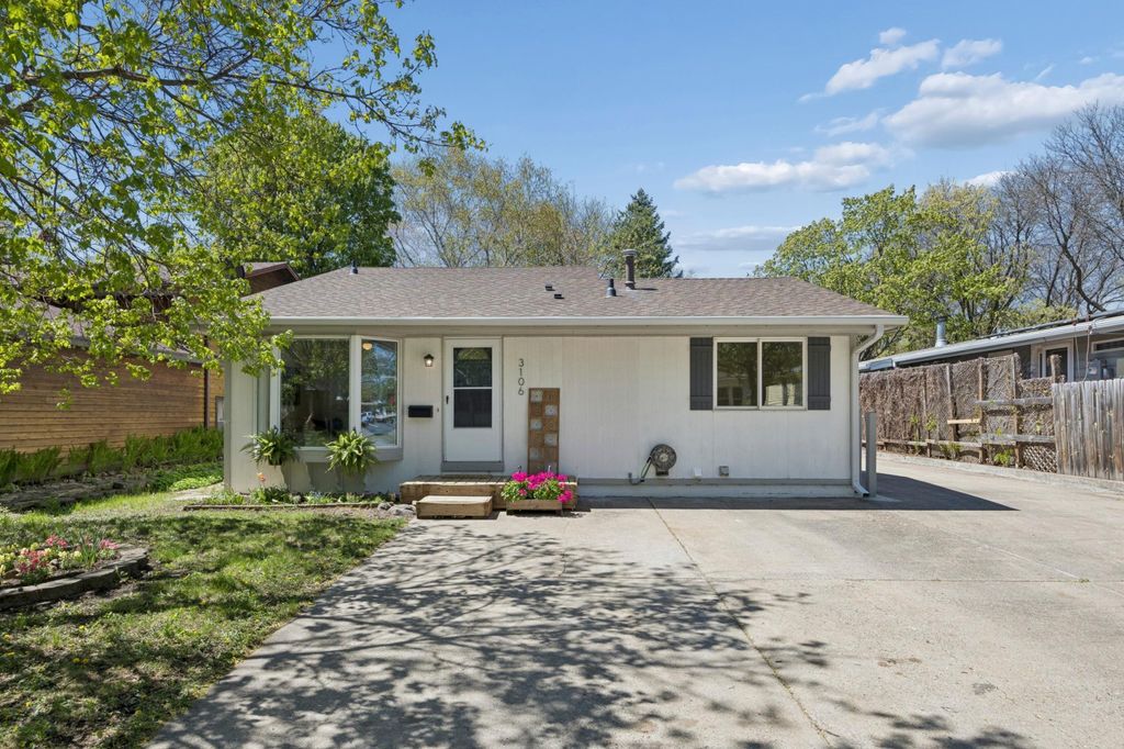 Photo of 3106 38th Avenue S, Minneapolis, MN 55406 (MLS # 7070125)