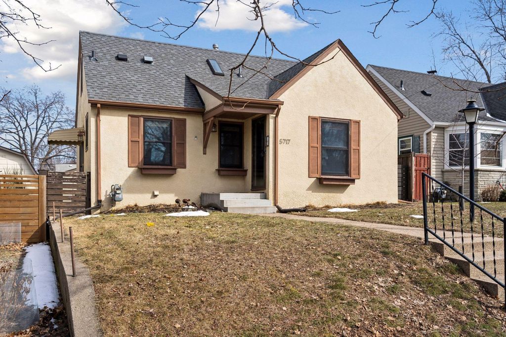 Photo of 5717 23rd Avenue S, Minneapolis, MN 55417 (MLS # 7034968)