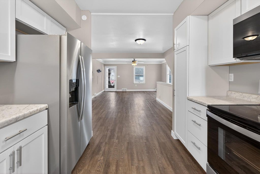 Photo of 440 W 1st Street, Rush City, MN 55069 (MLS # 7035233)