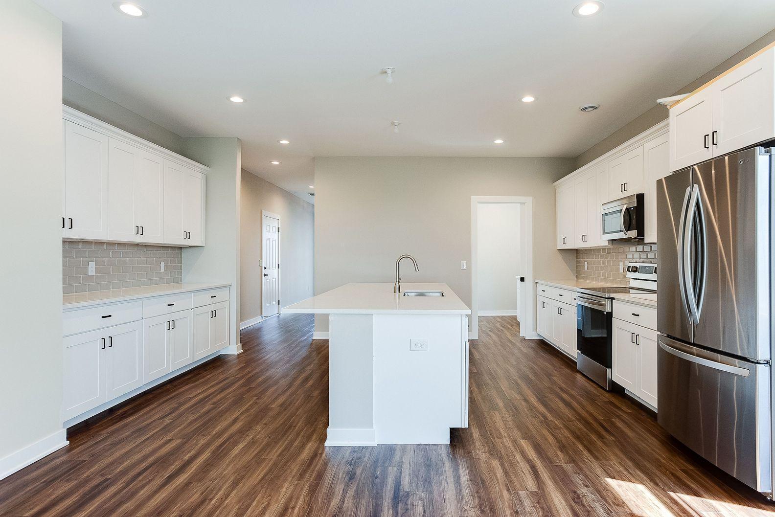xxx5 217th Street W