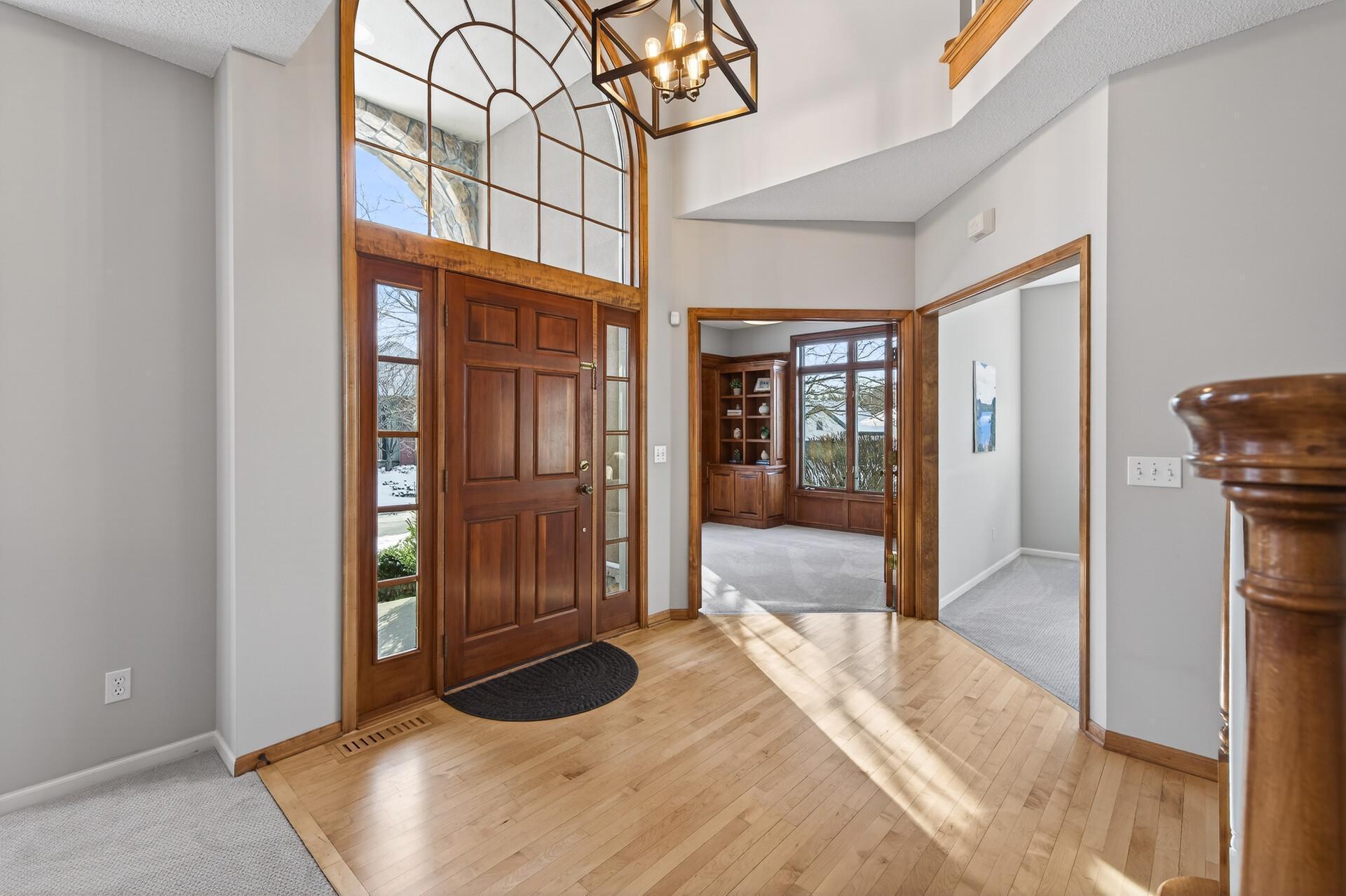 10147 Gristmill Ridge