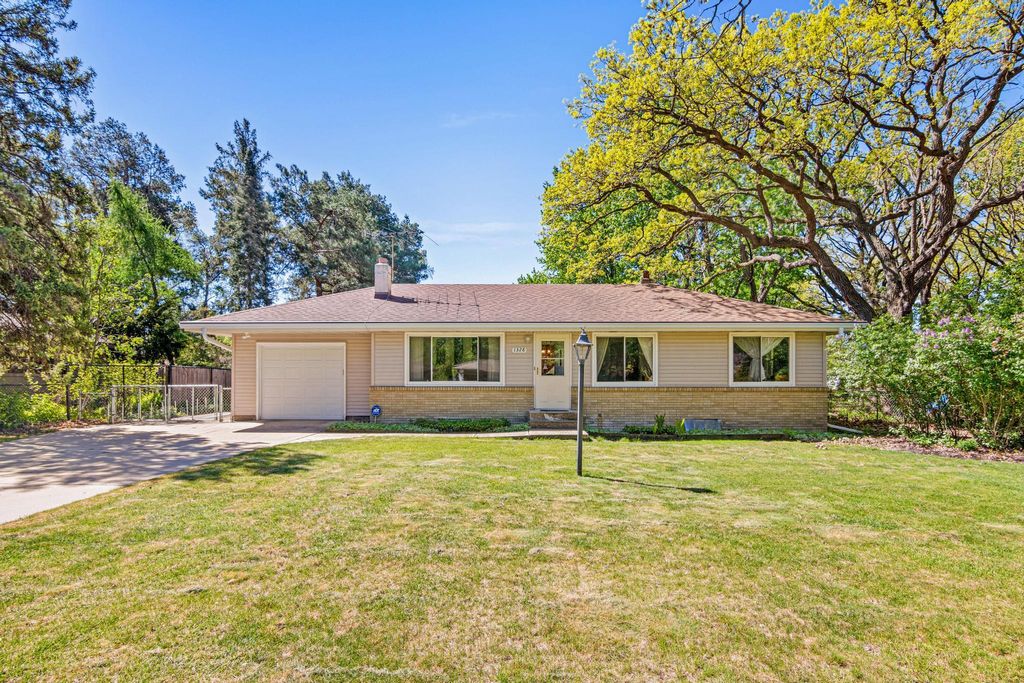 Photo of 1328 66th Avenue NE, Fridley, MN 55432 (MLS # 7076900)