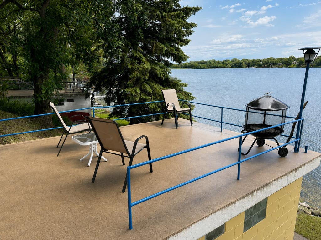 Photo of 21 N Beaver Lake Road, New Richland, MN 56072 (MLS # 7095084)