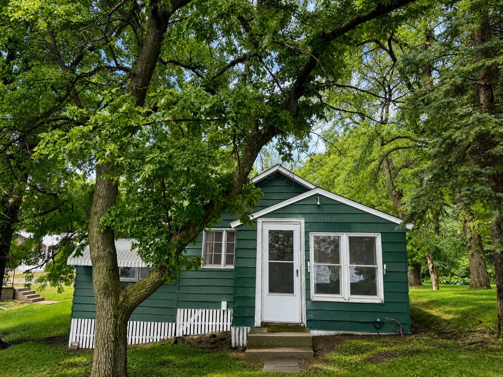 Photo of 21 N Beaver Lake Road, New Richland, MN 56072 (MLS # 7095084)