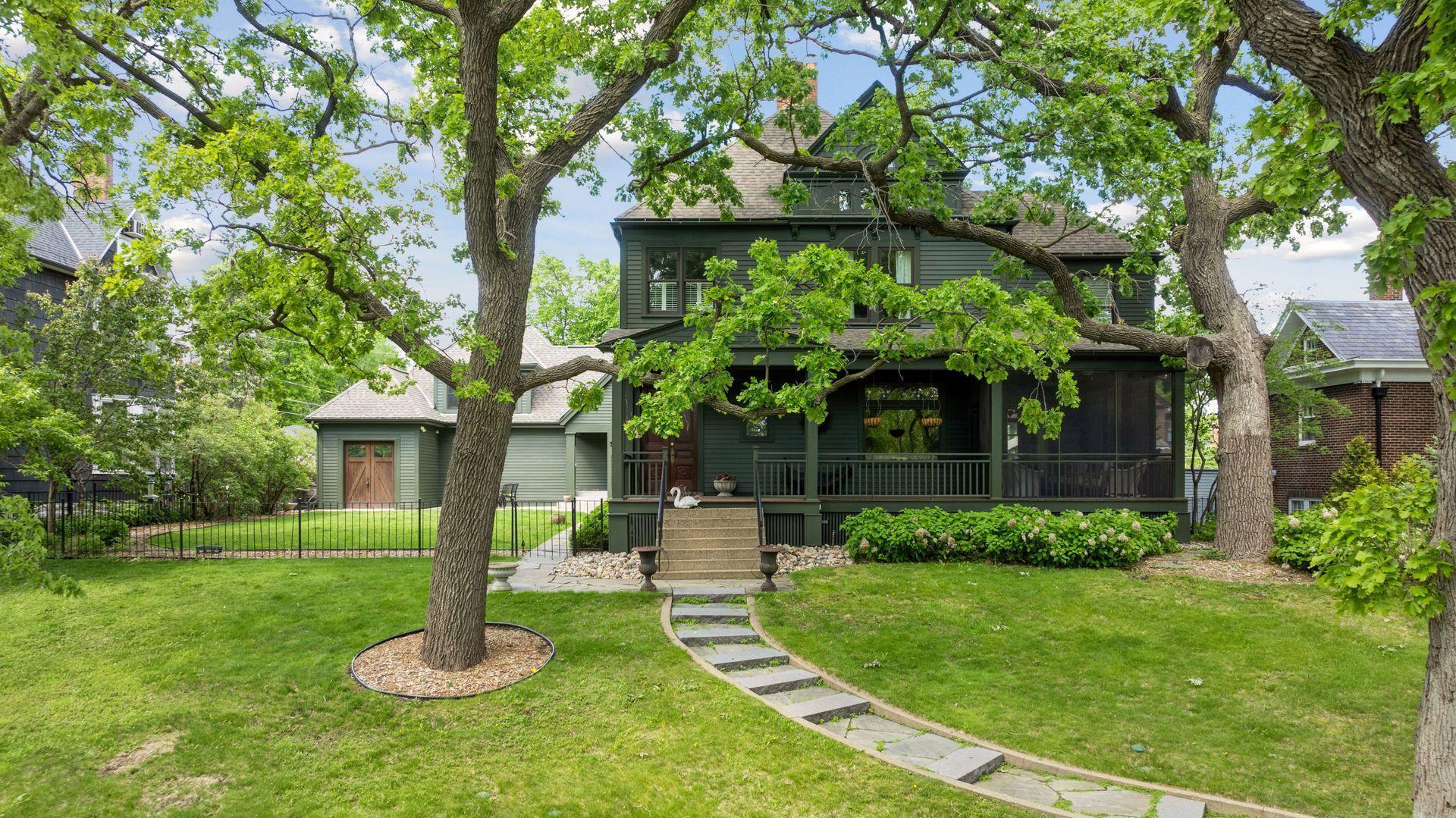 683 Osceola Avenue