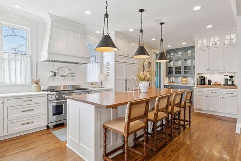 683 Osceola Avenue Saint Paul MN 55105