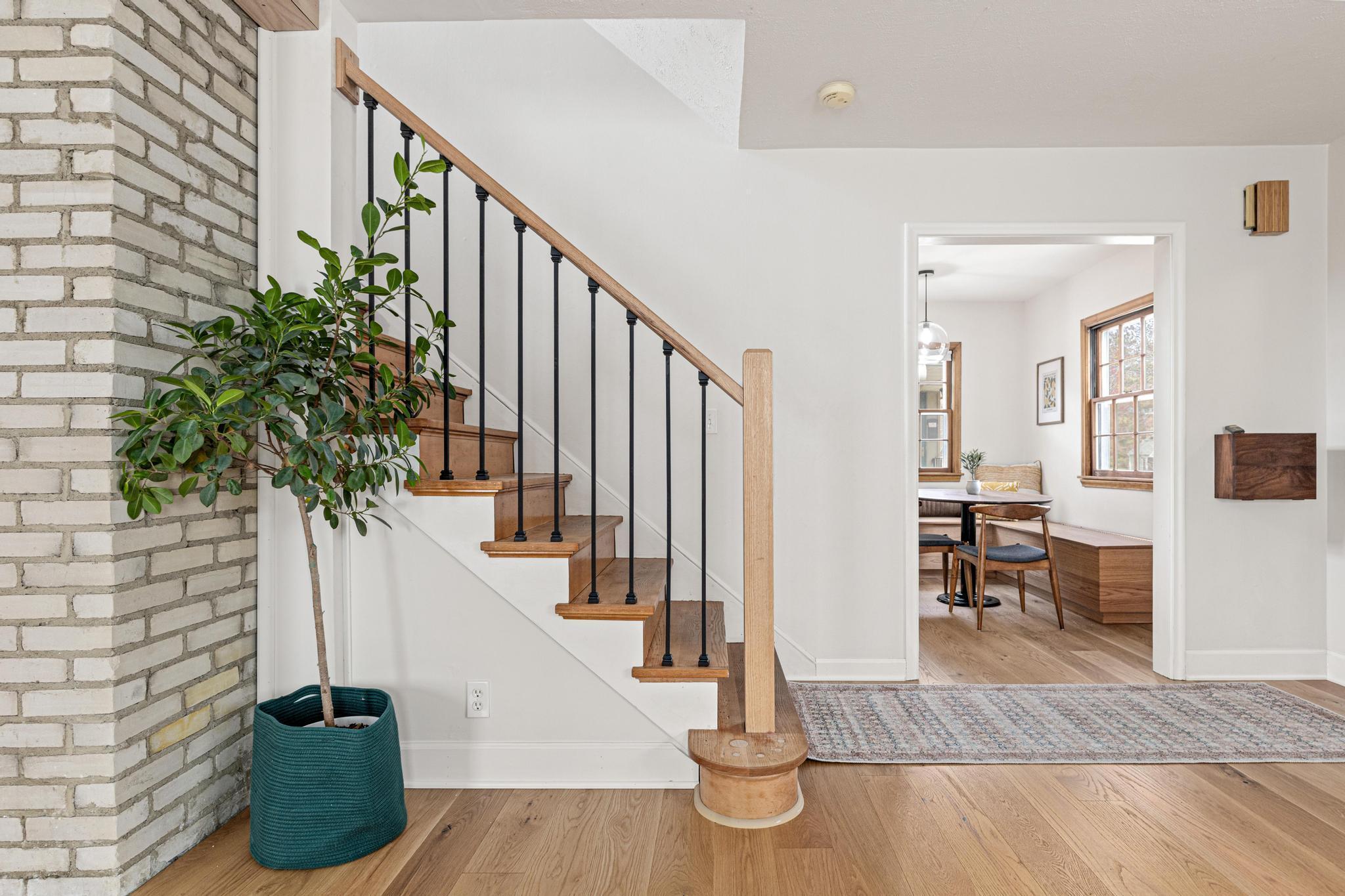 5520 Bryant Avenue S