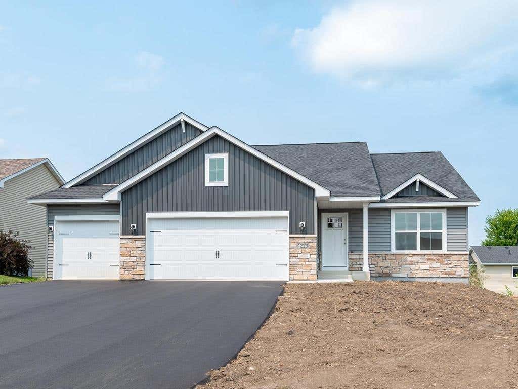 Photo of 1223 Olivia Street SE, New Prague, MN 56071 (MLS # 7127057)