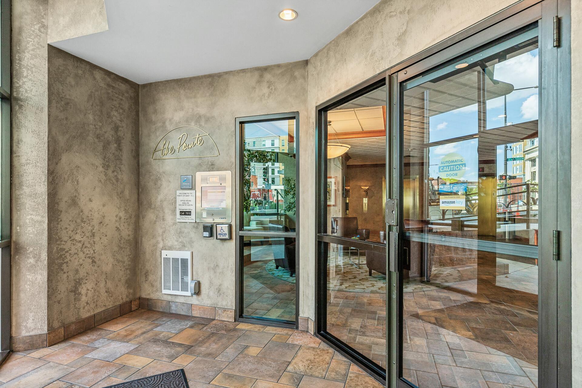 78 10th Street E 2209