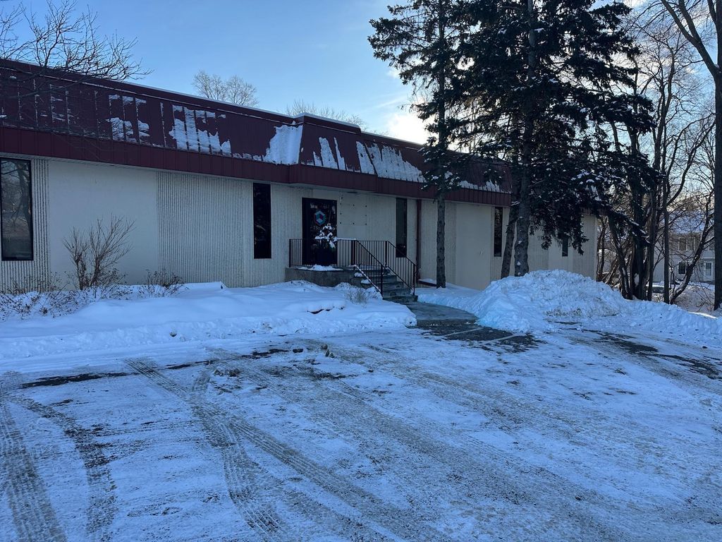Photo of 2400 County Road D W, Roseville, MN 55112 (MLS # 7003148)