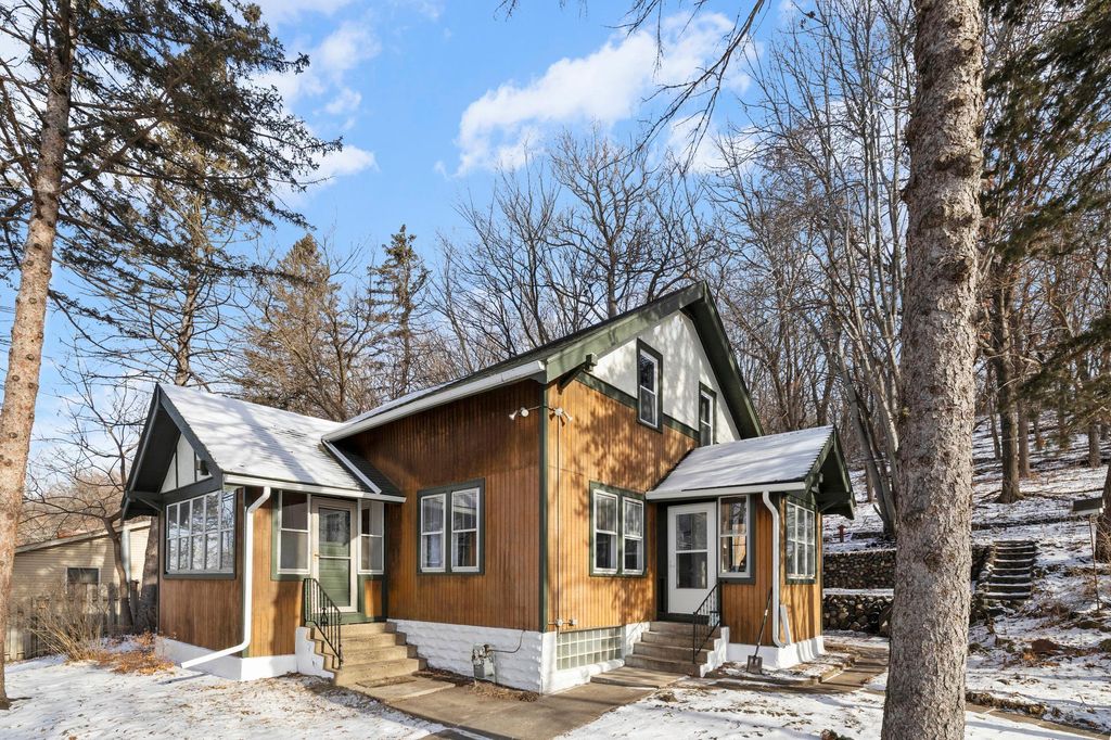 Photo of 700 Point Douglas Road S, Saint Paul, MN 55119 (MLS # 7003914)