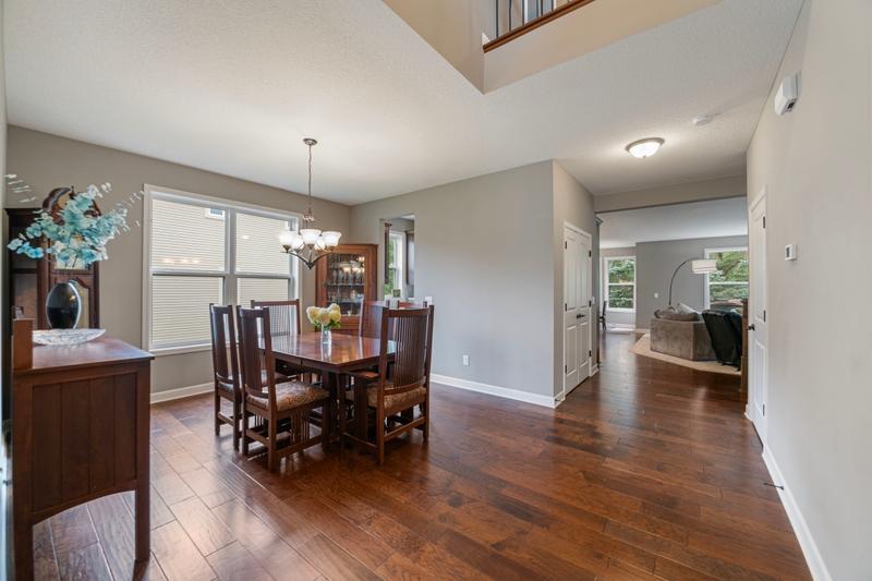 2460 White Pine Way