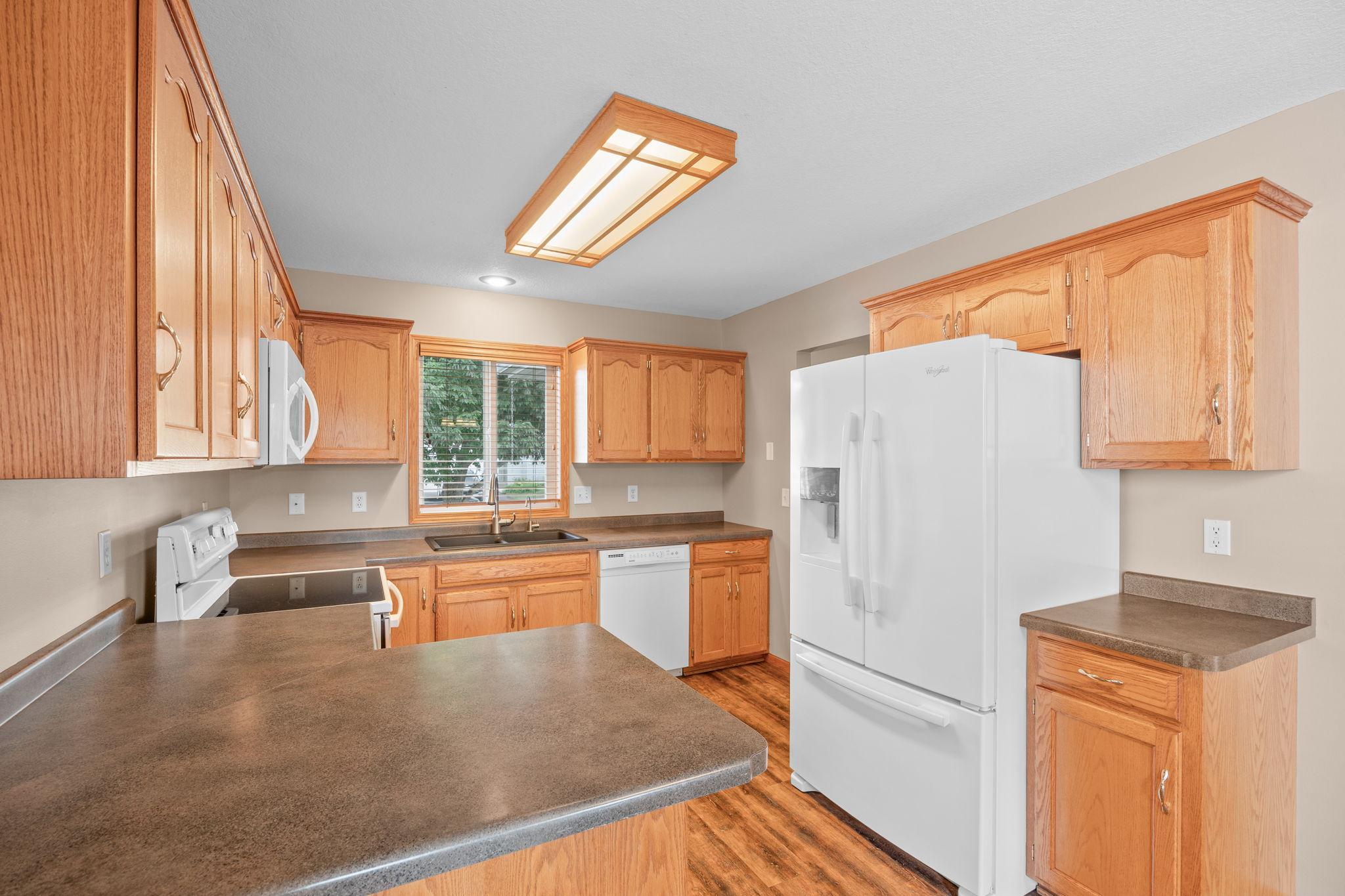 1166 Blackbird Drive SW