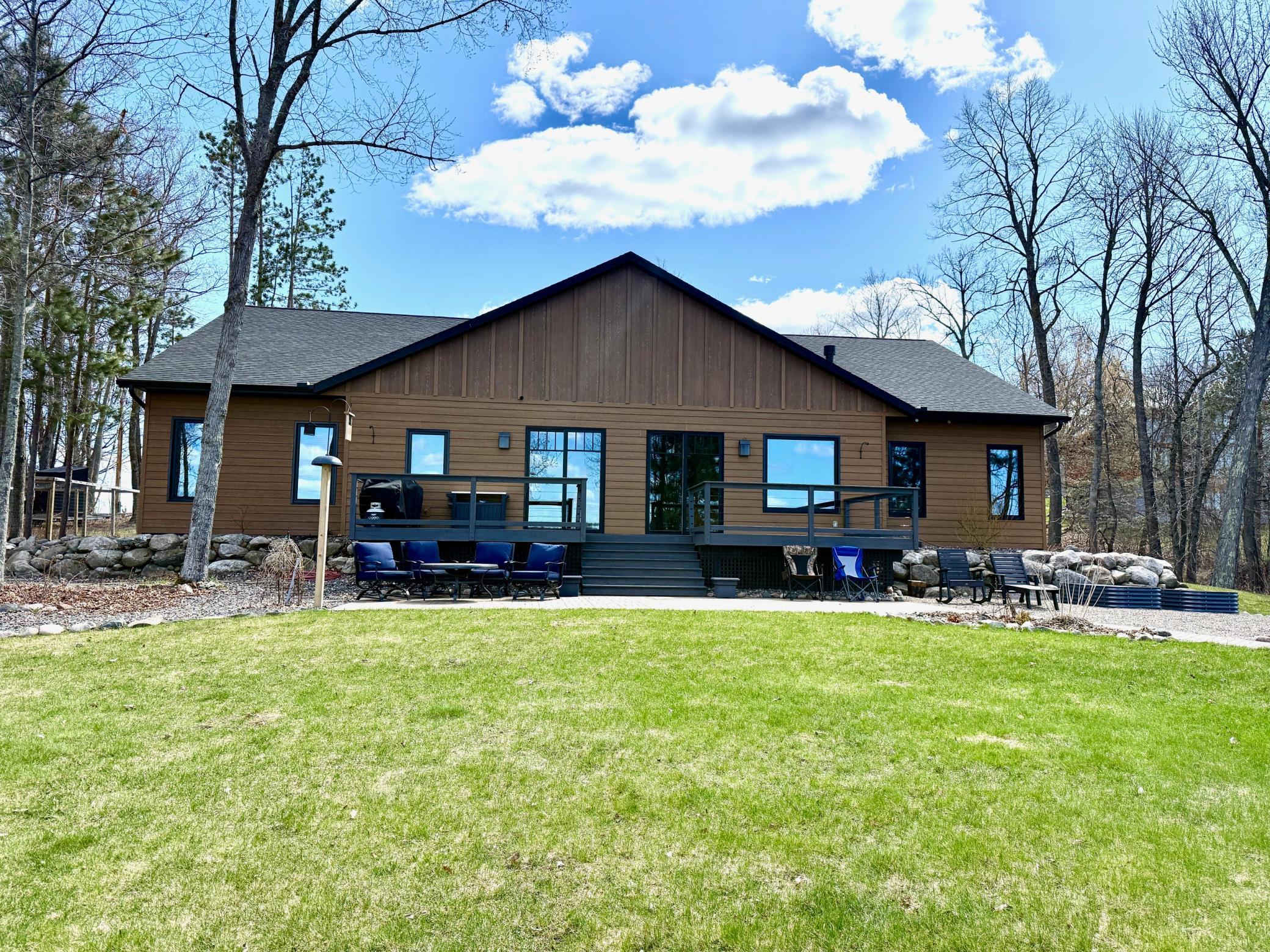 51425 Long Point Place