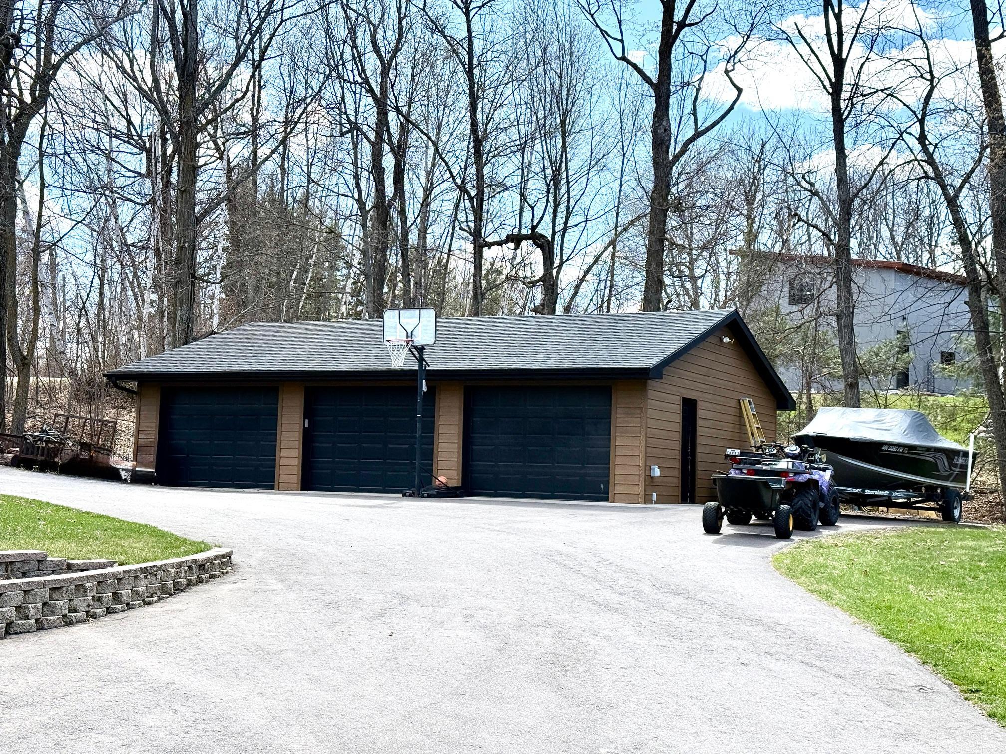51425 Long Point Place