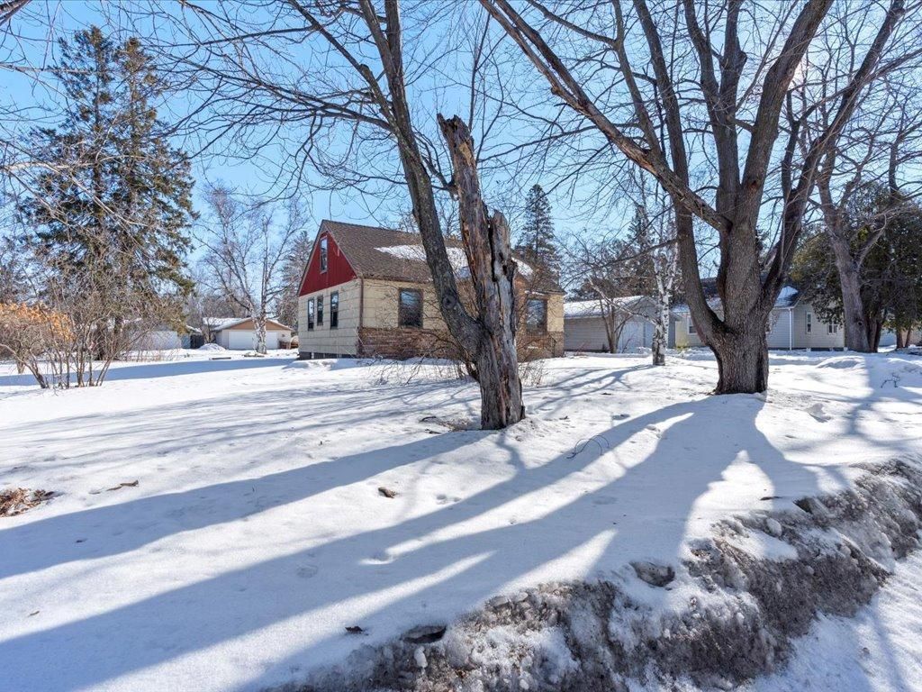 Photo of 1210 5th Avenue NE, Brainerd, MN 56401 (MLS # 7016464)