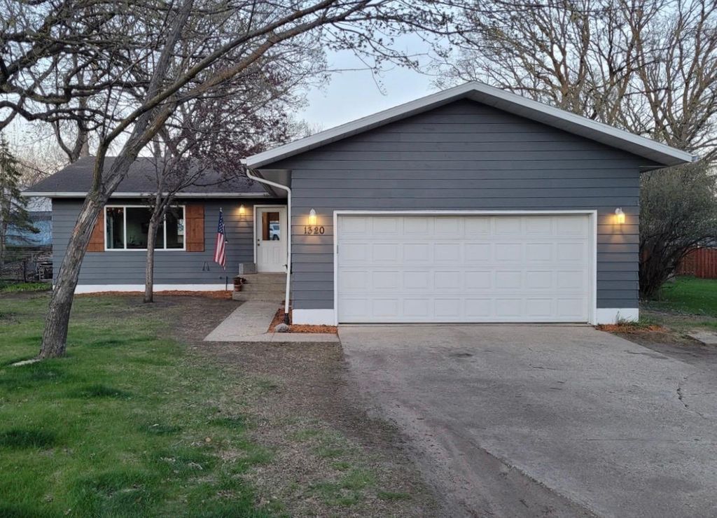 Photo of 1320 Lori Avenue, Detroit Lakes, MN 56501 (MLS # 7070983)