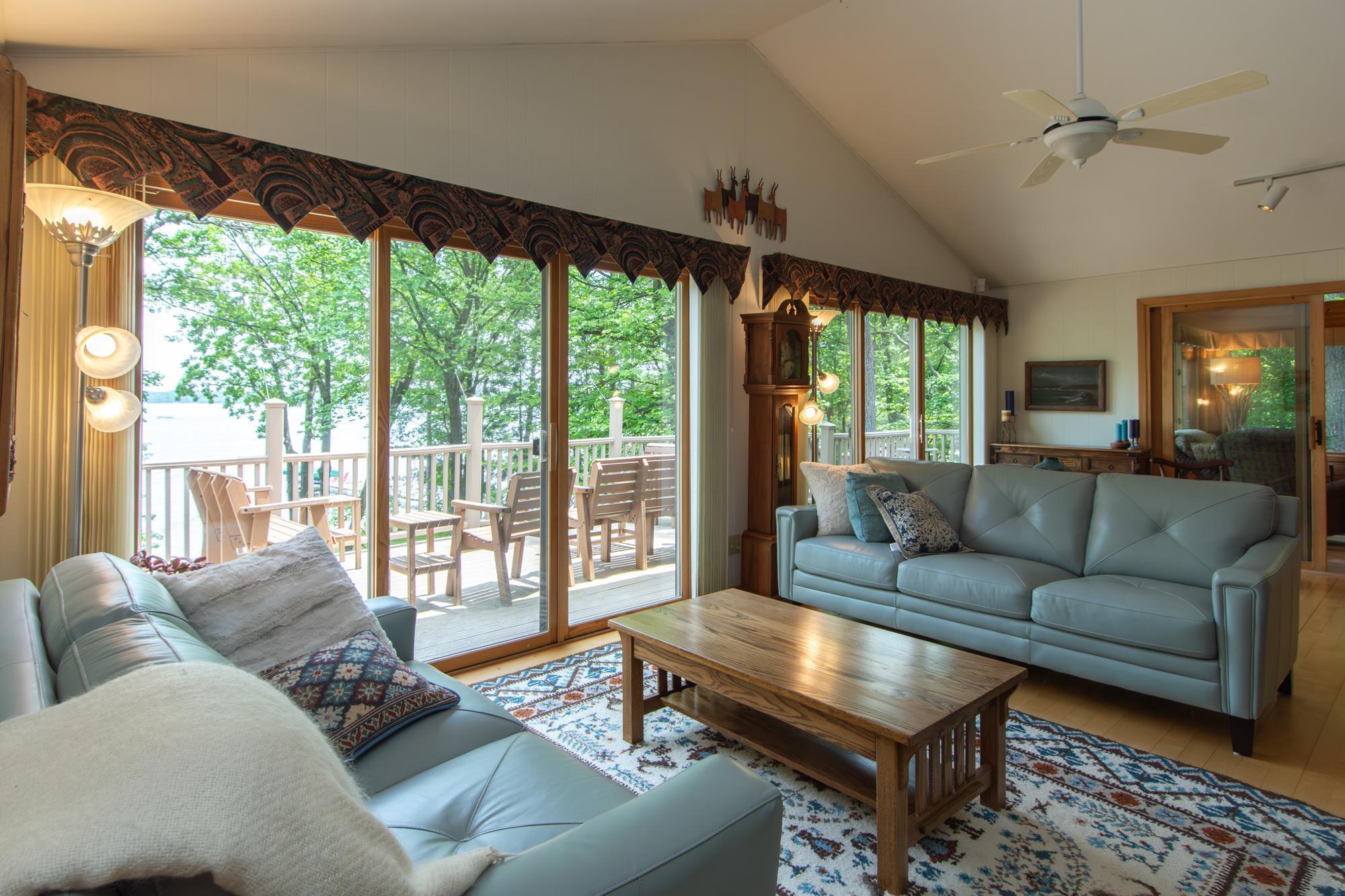 27488 Ridgewood Drive