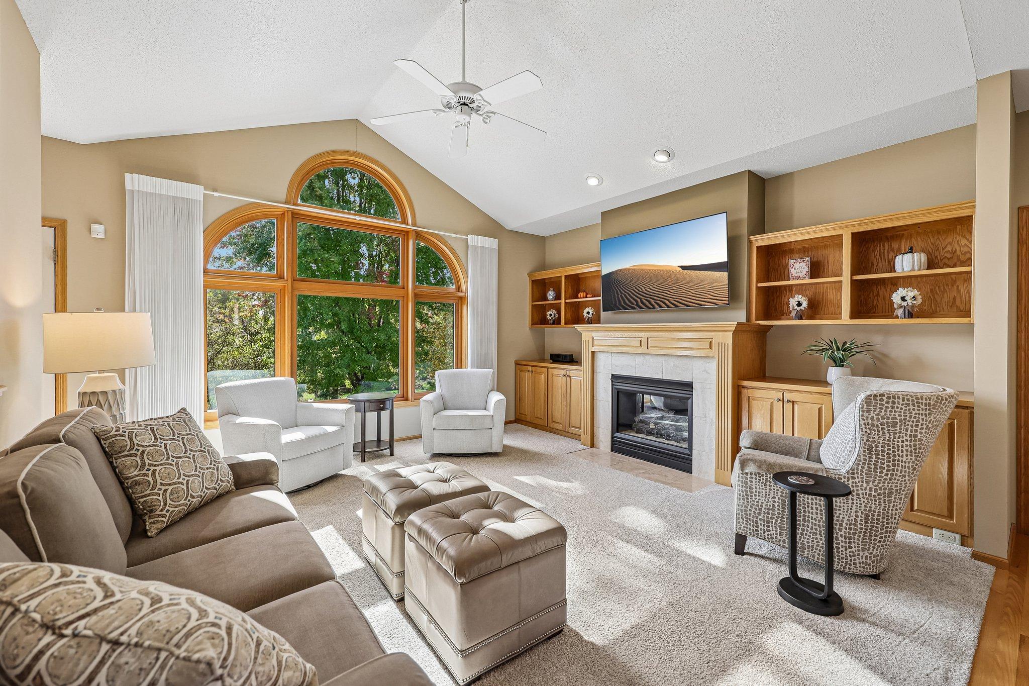 2350 Quail Creek Parkway NE