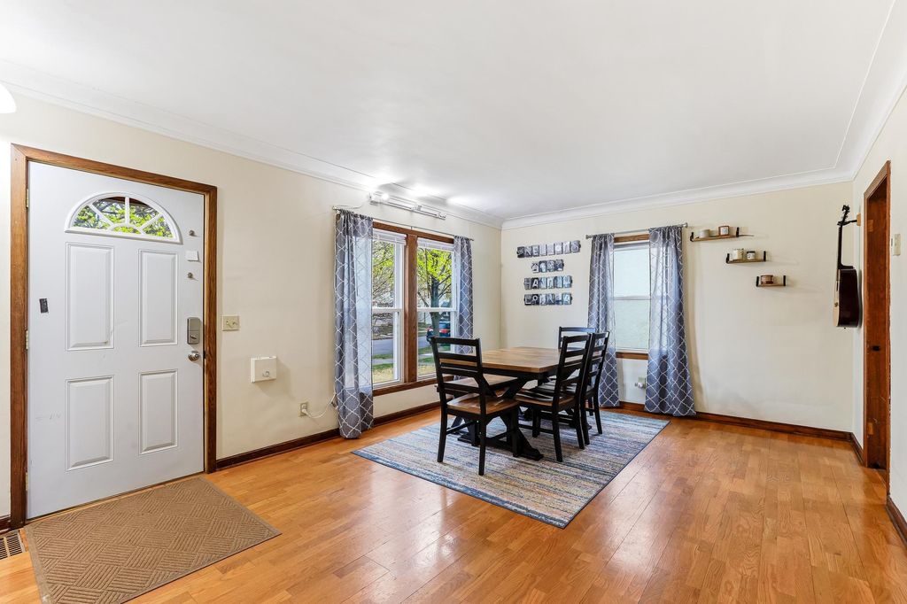 Photo of 3845 Perry Avenue N, Robbinsdale, MN 55422 (MLS # 7062228)