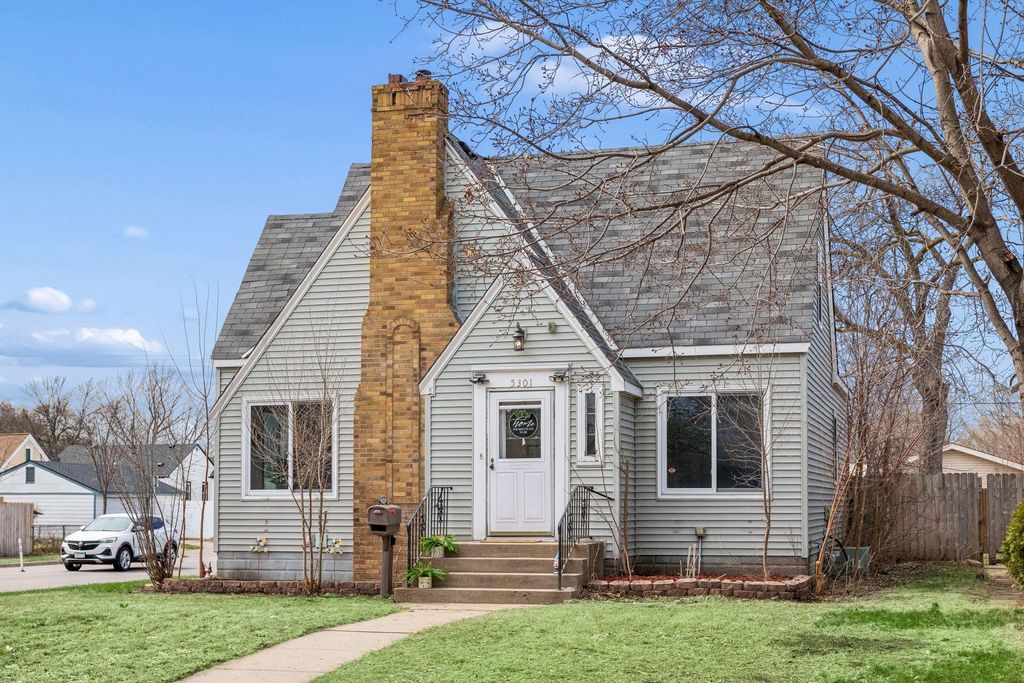 Photo of 5301 Emerson Avenue N, Brooklyn Center, MN 55430 (MLS # 7055477)