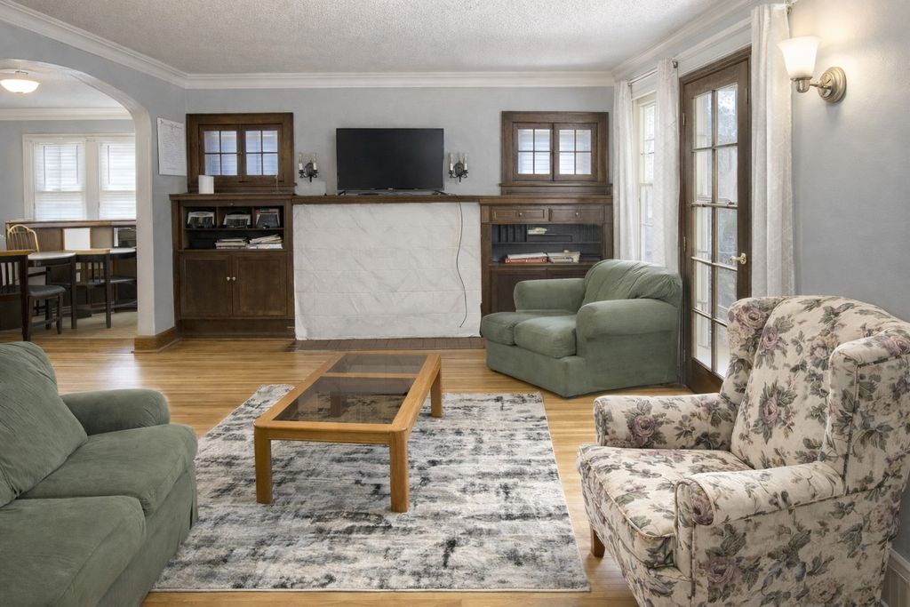 Photo of 2626 Newton Avenue N, Minneapolis, MN 55411 (MLS # 7014865)