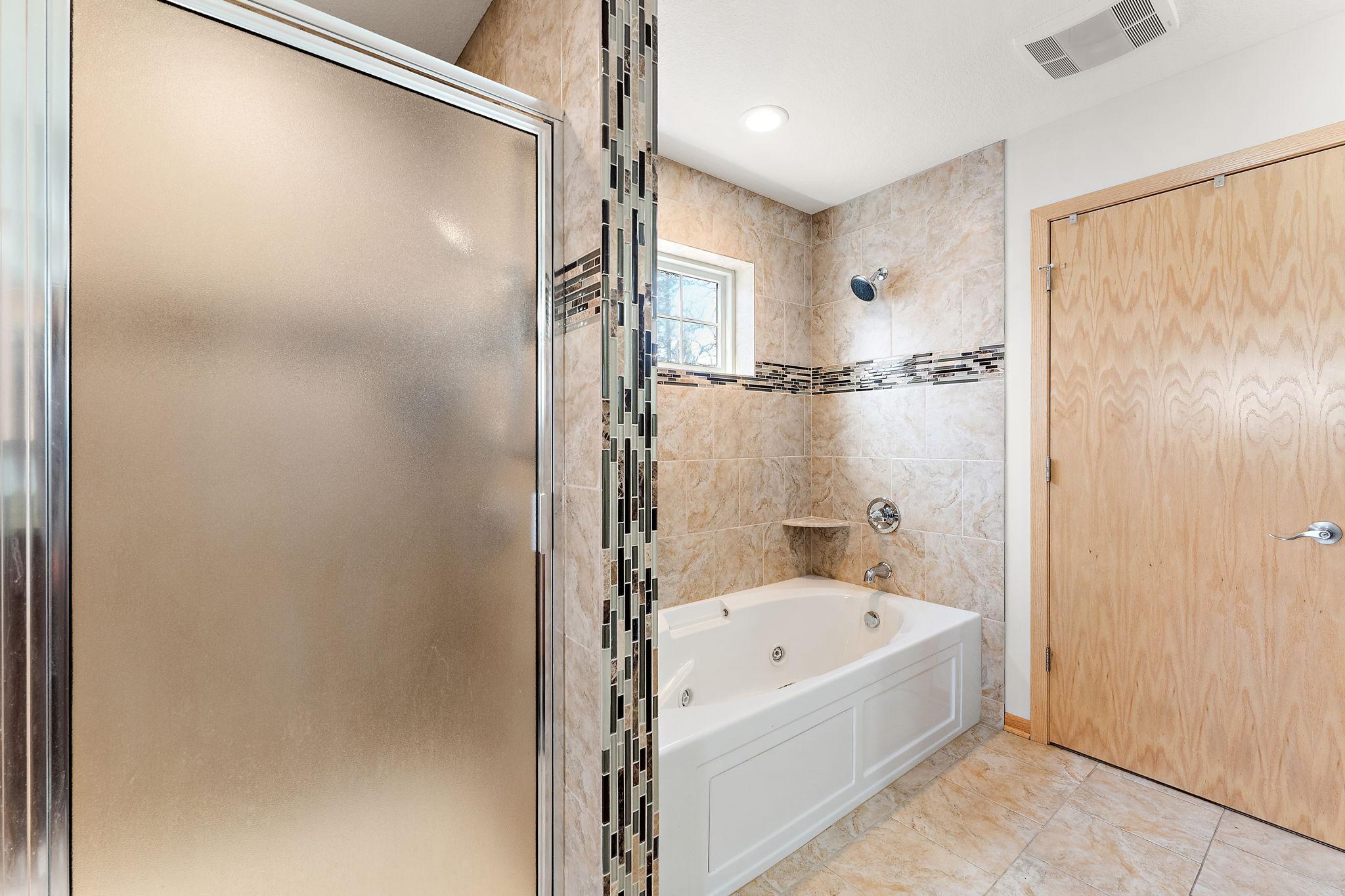 Mahtomedi, Minnesota, 55115, United States, 9 Bedrooms Bedrooms, ,6 BathroomsBathrooms,Residential,Active,2028534