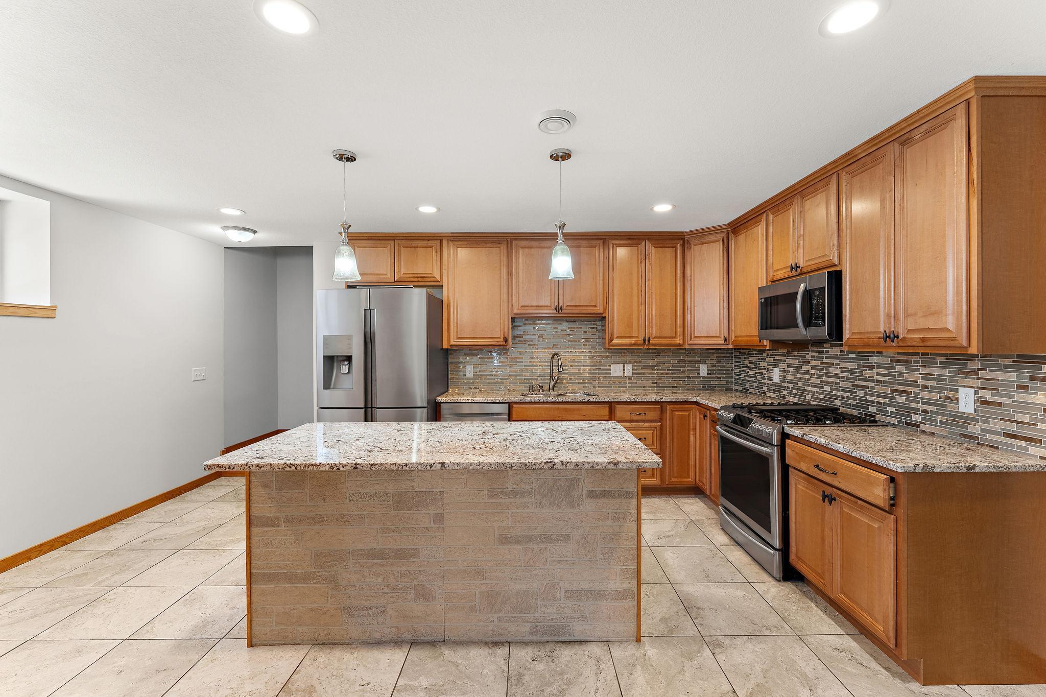 Mahtomedi, Minnesota, 55115, United States, 9 Bedrooms Bedrooms, ,6 BathroomsBathrooms,Residential,Active,2028534