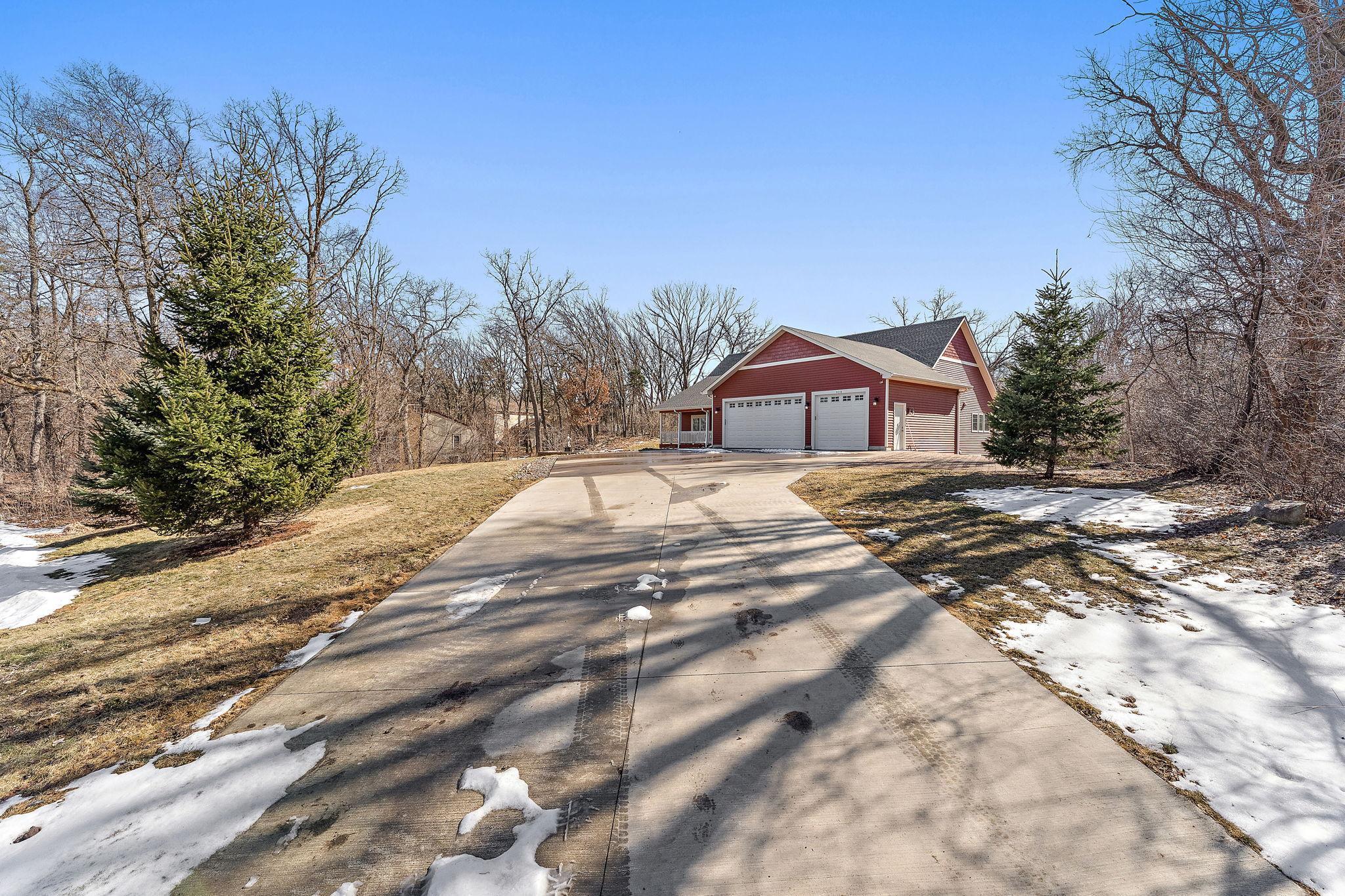 Mahtomedi, Minnesota, 55115, United States, 9 Bedrooms Bedrooms, ,6 BathroomsBathrooms,Residential,Active,2028534