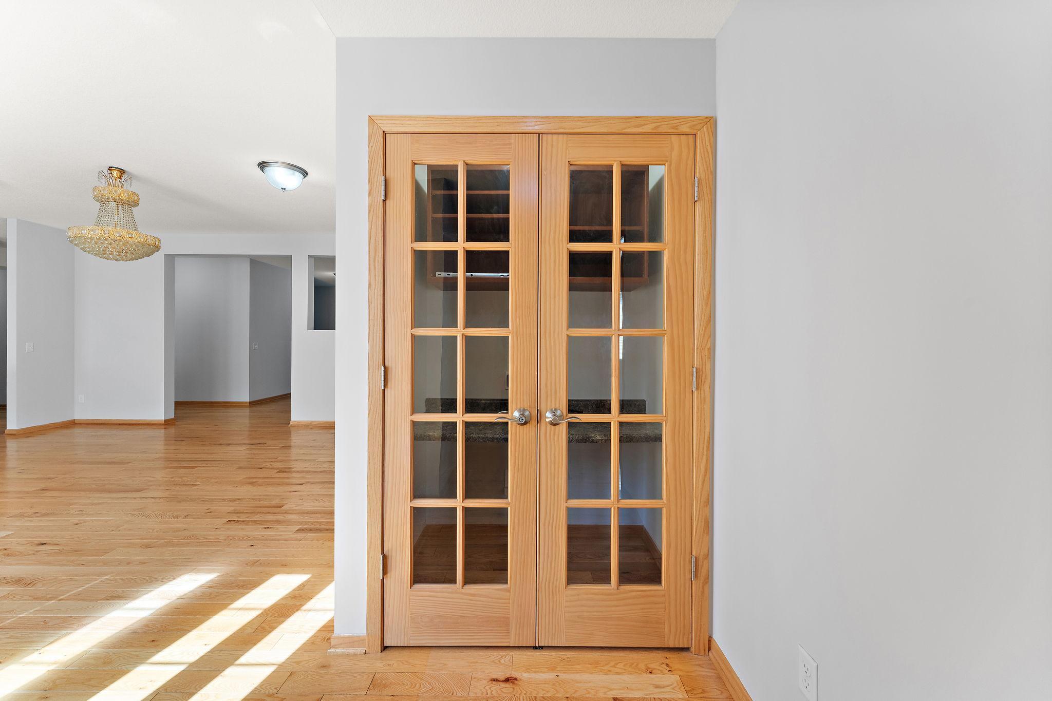 Mahtomedi, Minnesota, 55115, United States, 9 Bedrooms Bedrooms, ,6 BathroomsBathrooms,Residential,Active,2028534