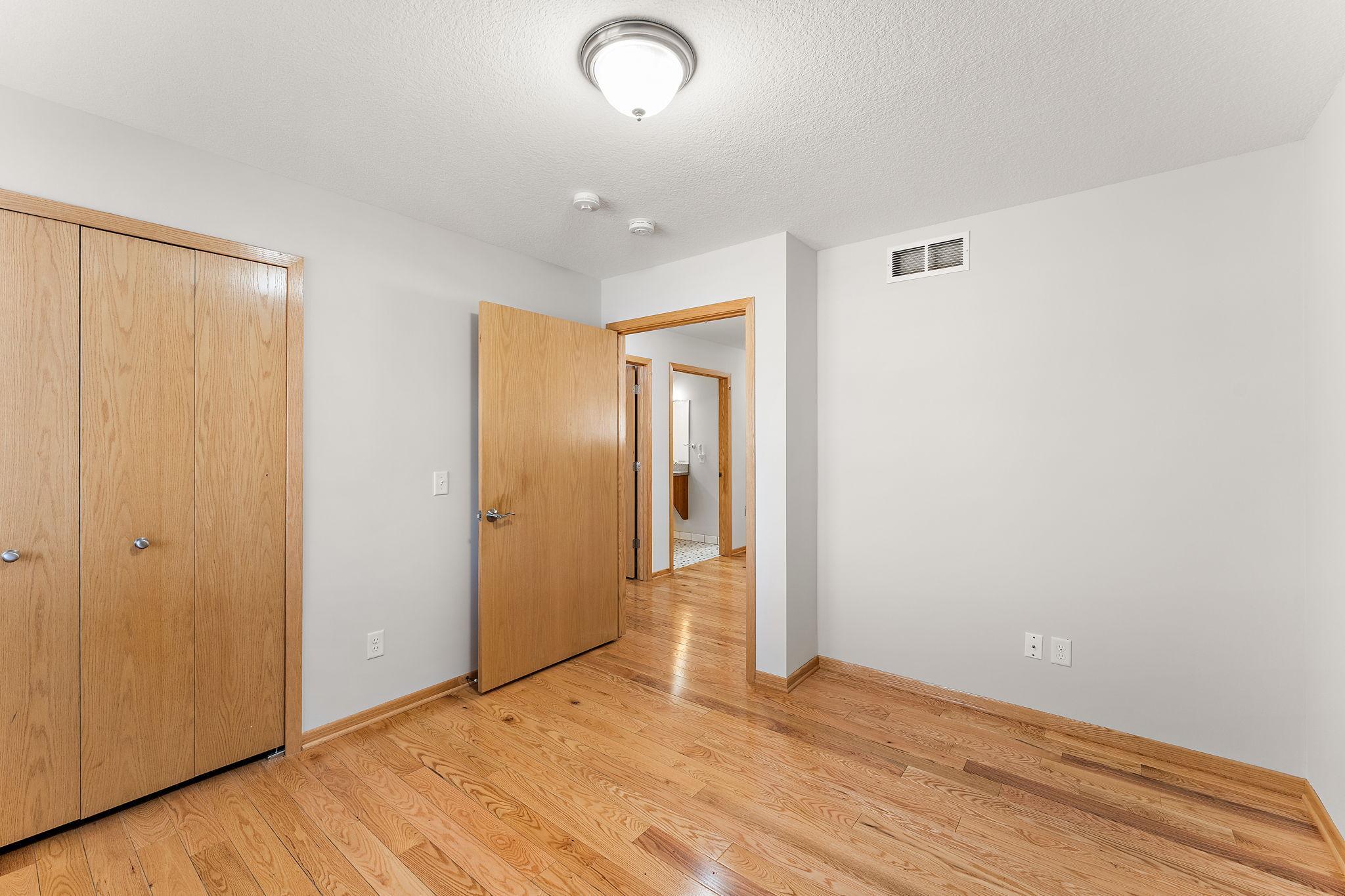 438 Wildwood Rd, Mahtomedi, MN, 55115, USA, 9 Bedrooms Bedrooms, ,6 BathroomsBathrooms,Residential,Active,438 Wildwood Rd,7026876