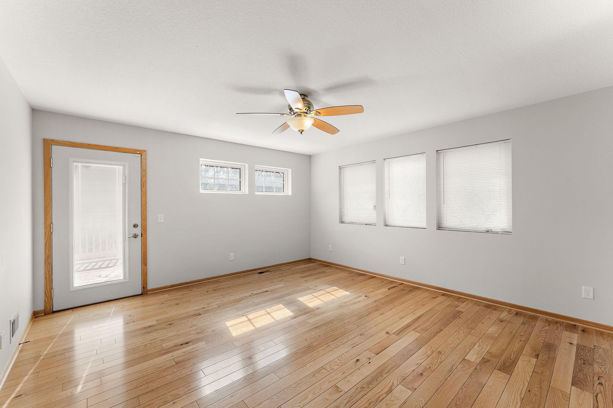Mahtomedi, Minnesota, 55115, United States, 9 Bedrooms Bedrooms, ,6 BathroomsBathrooms,Residential,Active,2028534