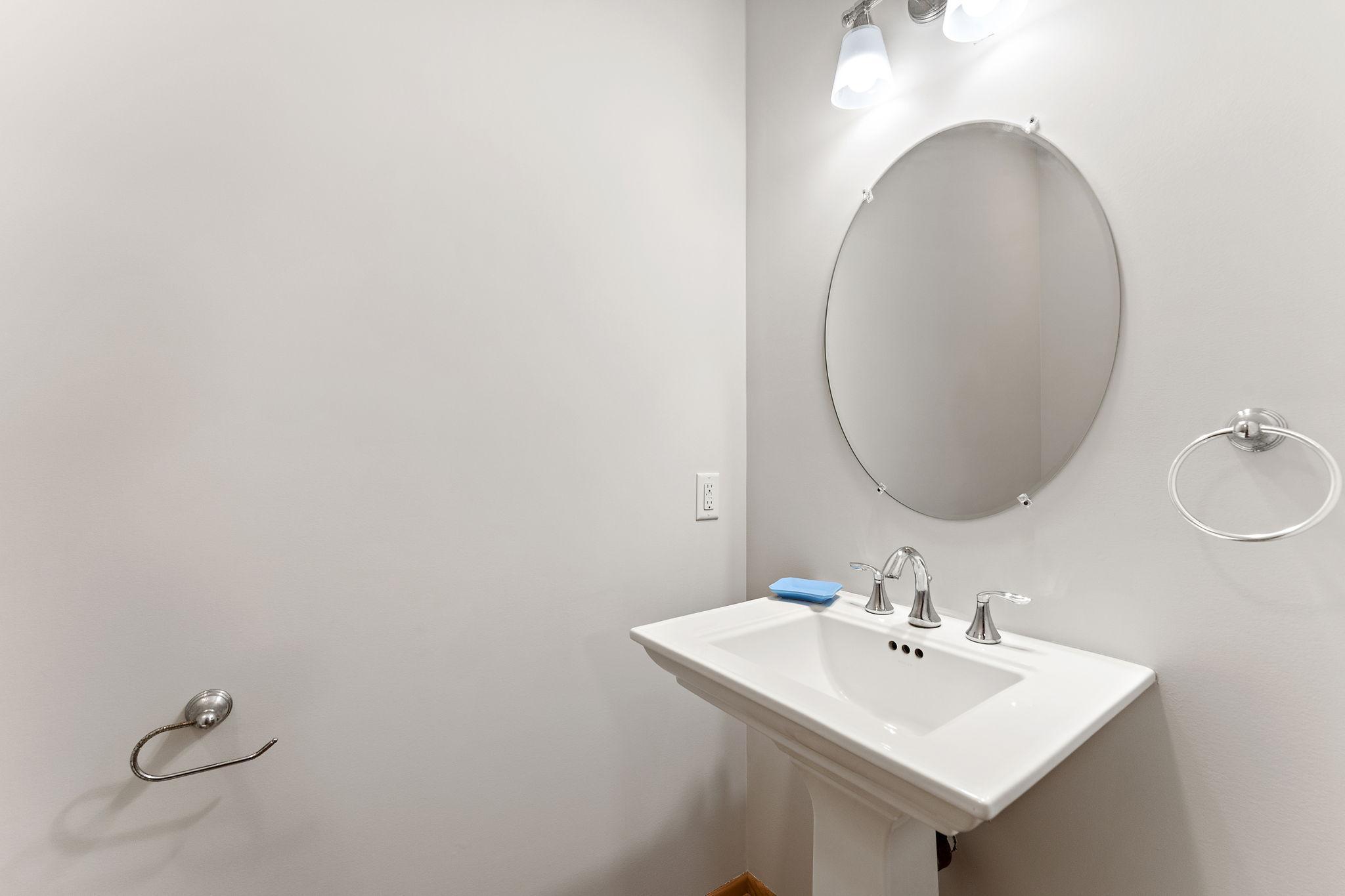 Mahtomedi, Minnesota, 55115, United States, 9 Bedrooms Bedrooms, ,6 BathroomsBathrooms,Residential,Active,2028534
