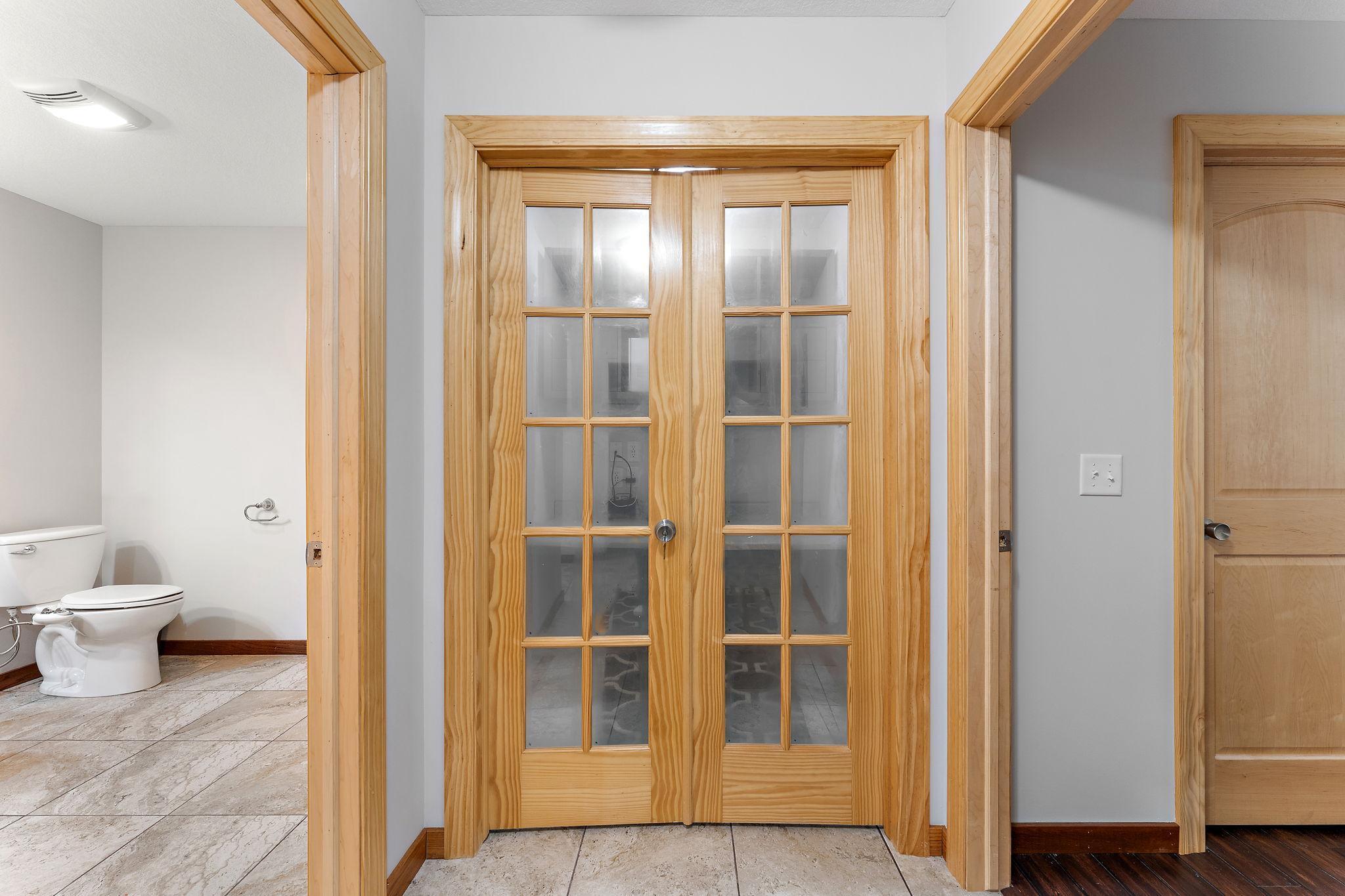 Mahtomedi, Minnesota, 55115, United States, 9 Bedrooms Bedrooms, ,6 BathroomsBathrooms,Residential,Active,2028534