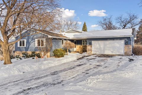 2003 Pleasant View Drive New Brighton MN 55112