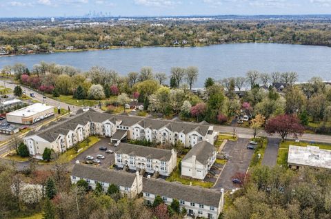 3166 Lexington Avenue N Shoreview MN 55126