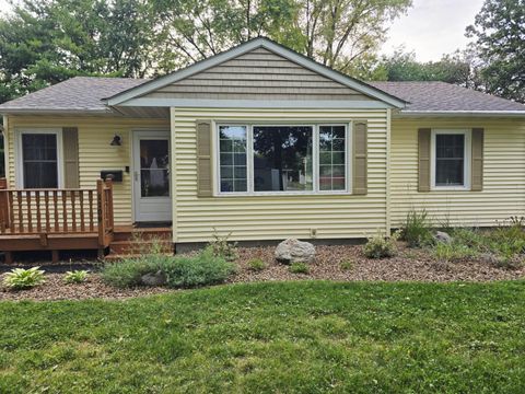 Photo of 1109 Amelia Avenue, Albert Lea, MN 56007 (MLS # 6791034)