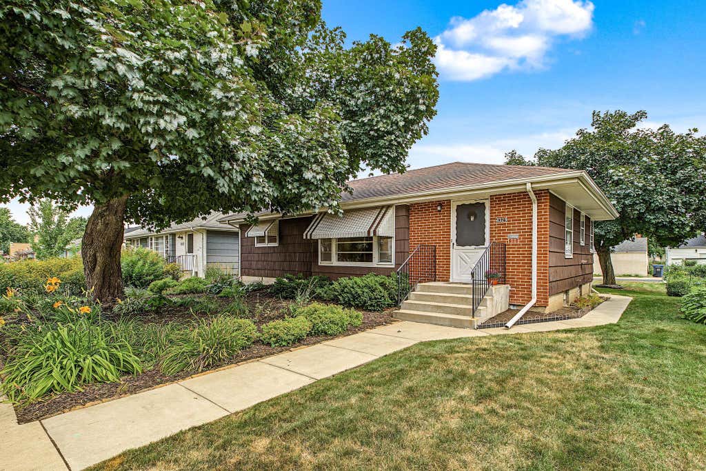 Photo of 4329 16th Avenue S, Minneapolis, MN 55407 (MLS # 7113645)