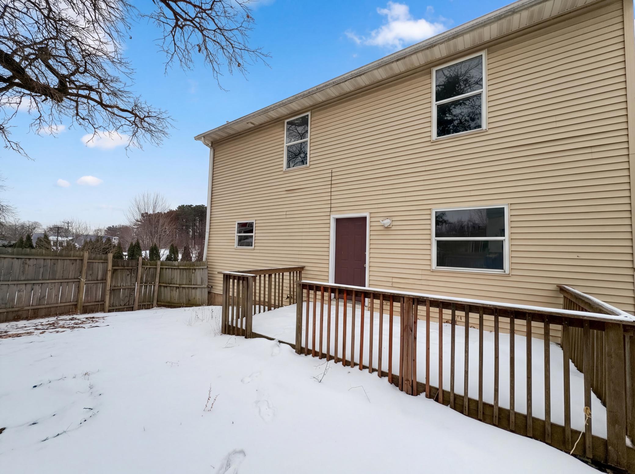 244 Point Douglas Road N