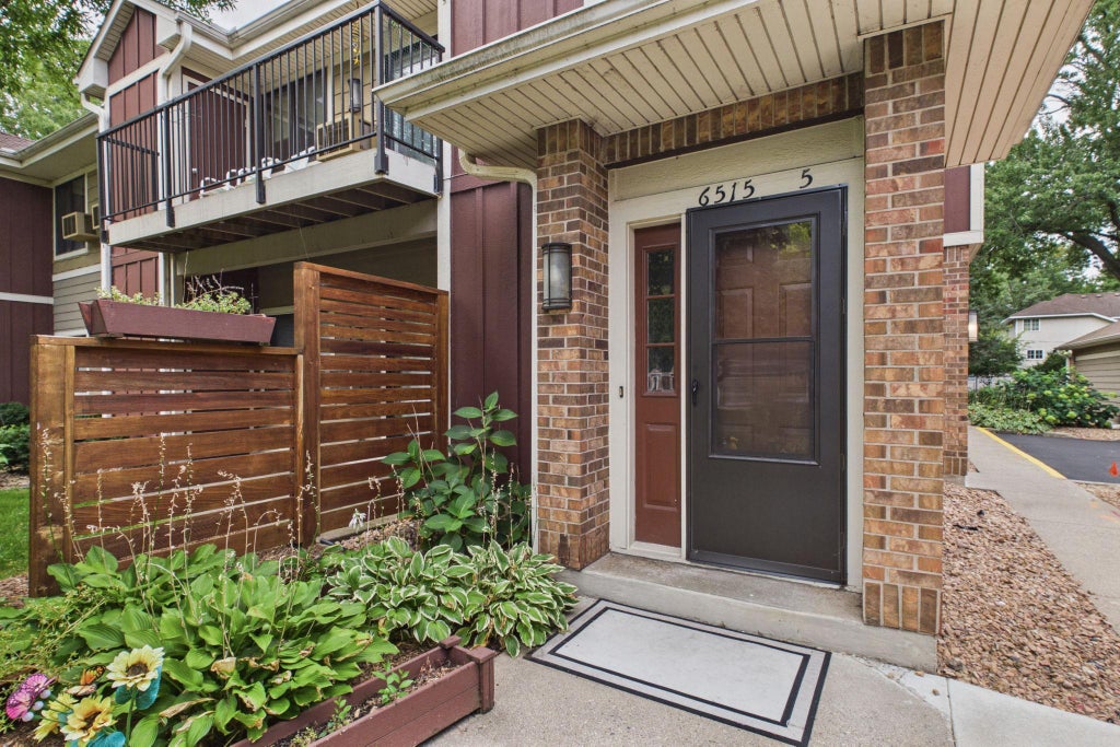 Photo of 6515 Emerson Avenue S #5, Richfield, MN 55423 (MLS # 7132931)
