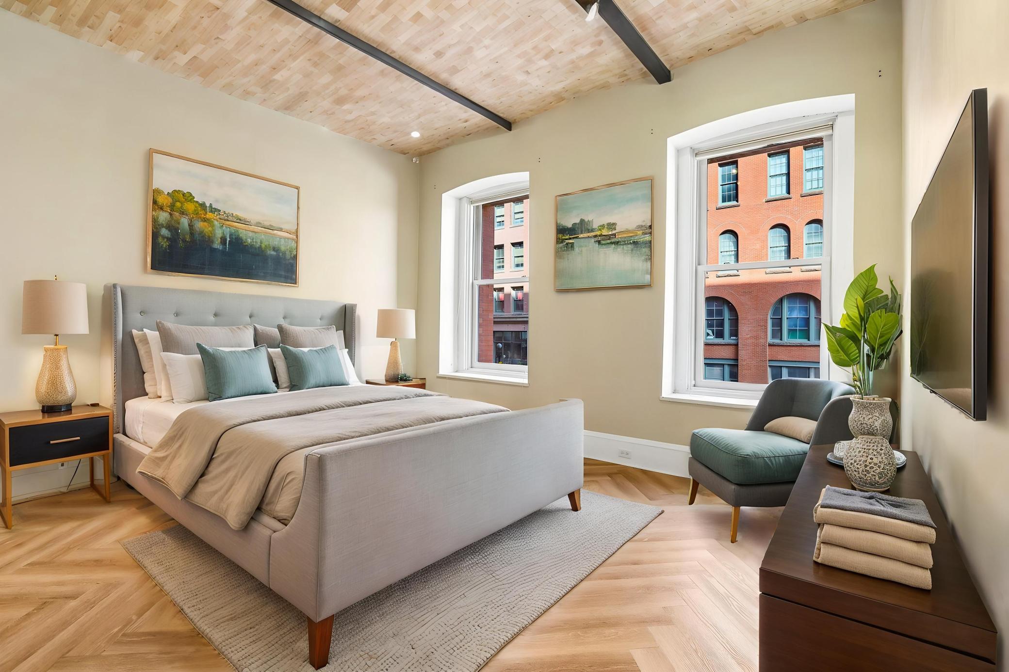 300 Wall Street 203