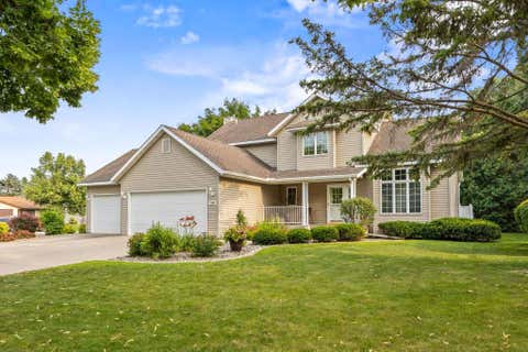 Photo of 1200 7TH Avenue NW, Hutchinson, MN 55350 (MLS # 7113456)