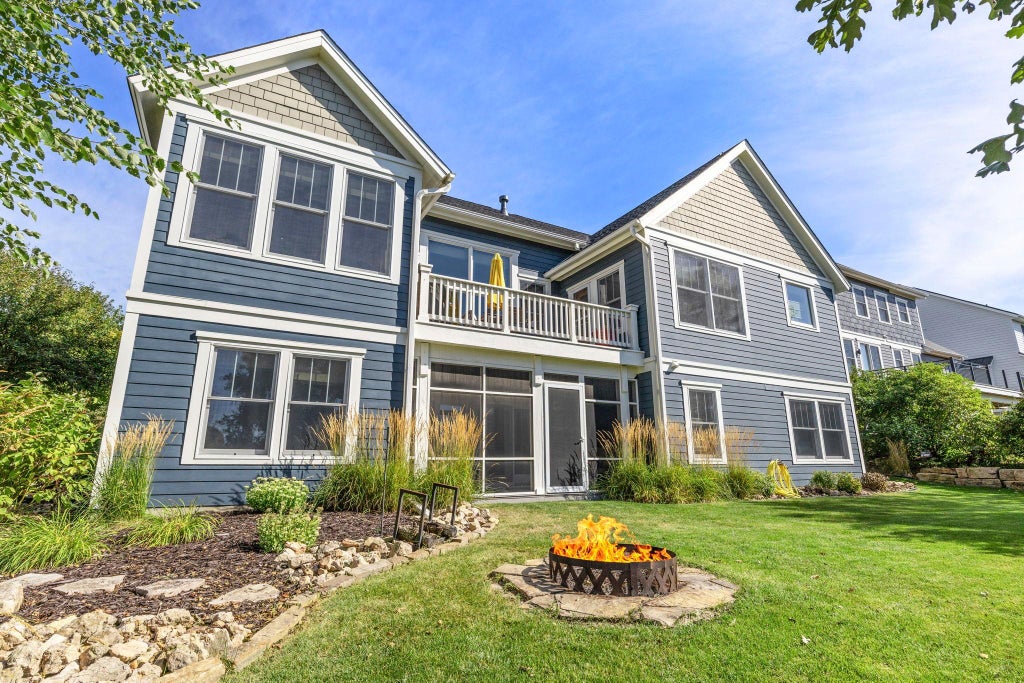 Photo of 1137 Pioneer Trail, Bayport, MN 55003 (MLS # 7142117)