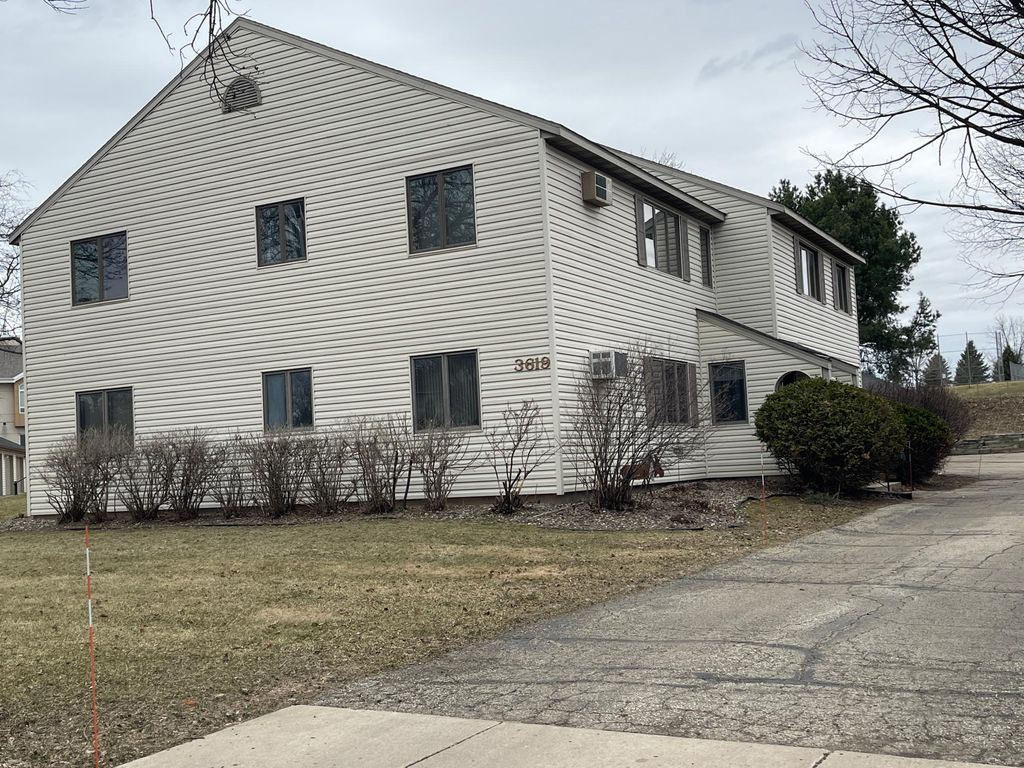 Photo of 3619 10th Lane NW #4, Rochester, MN 55901 (MLS # 7042522)