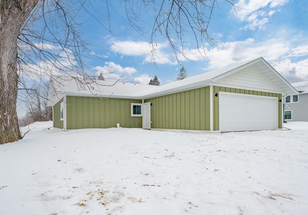 Photo of 704 NW 8th Avenue, Grand Rapids, MN 55744 (MLS # 7007138)