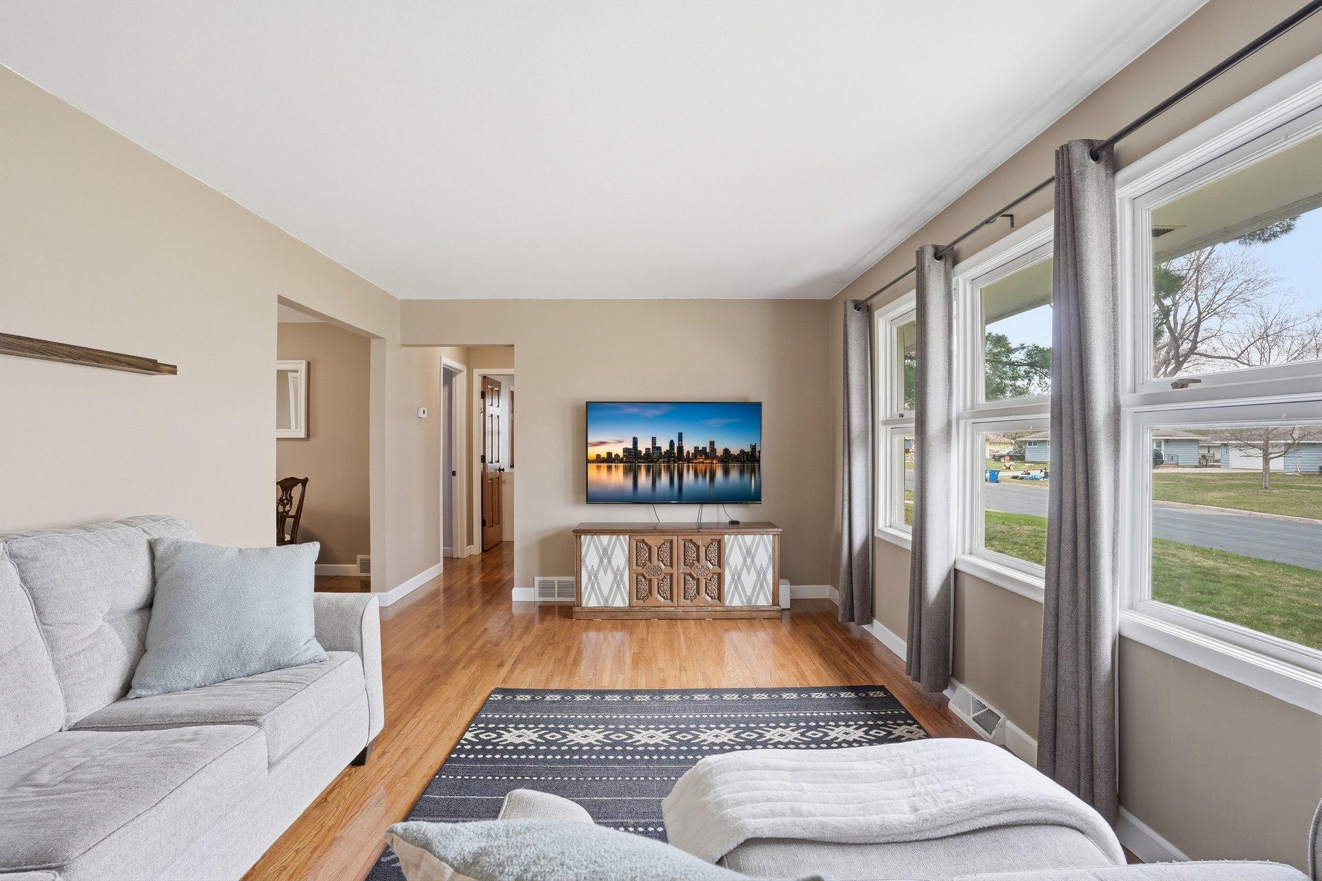 11016 Ewing Avenue S