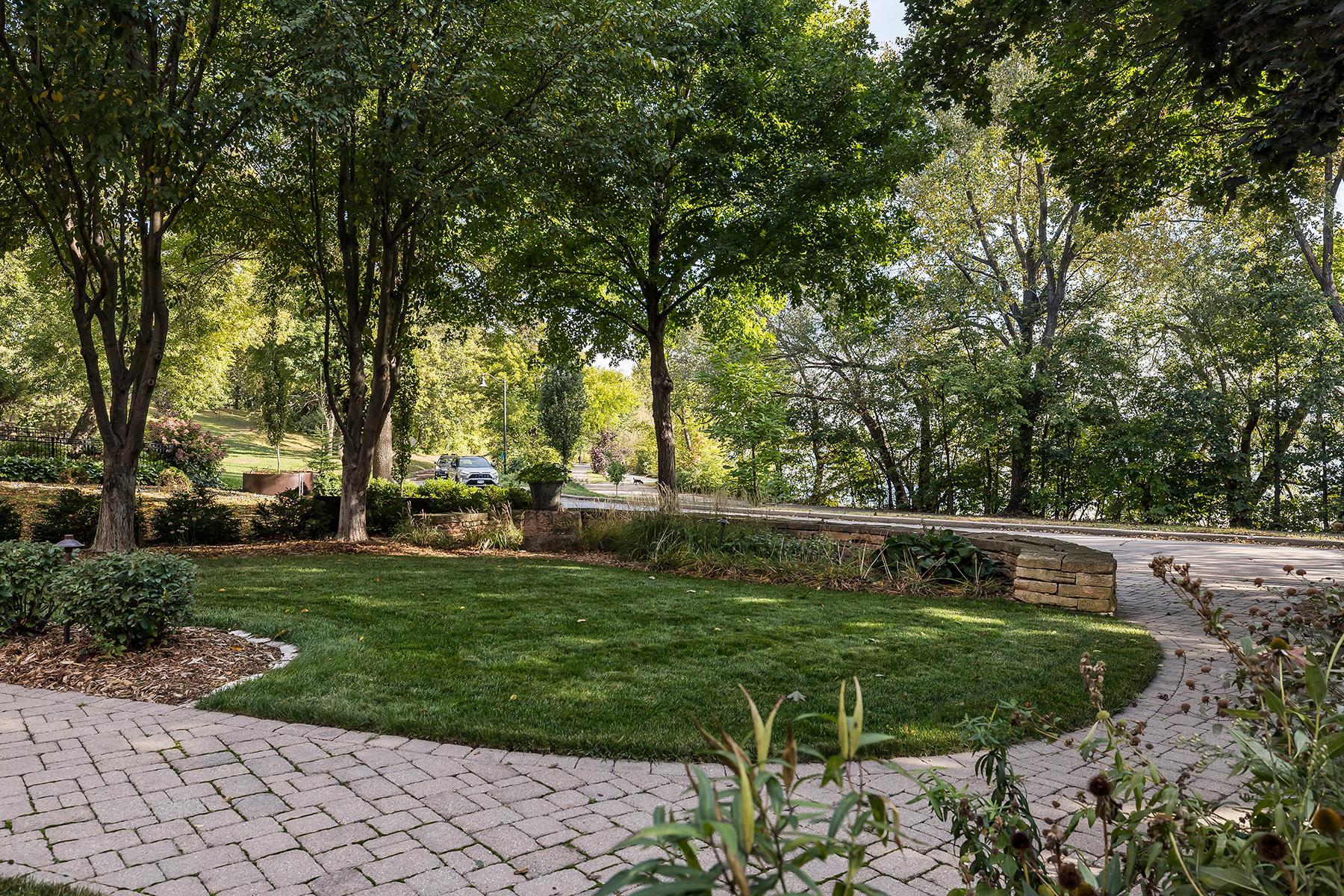 4638 W Lake Harriet Parkway