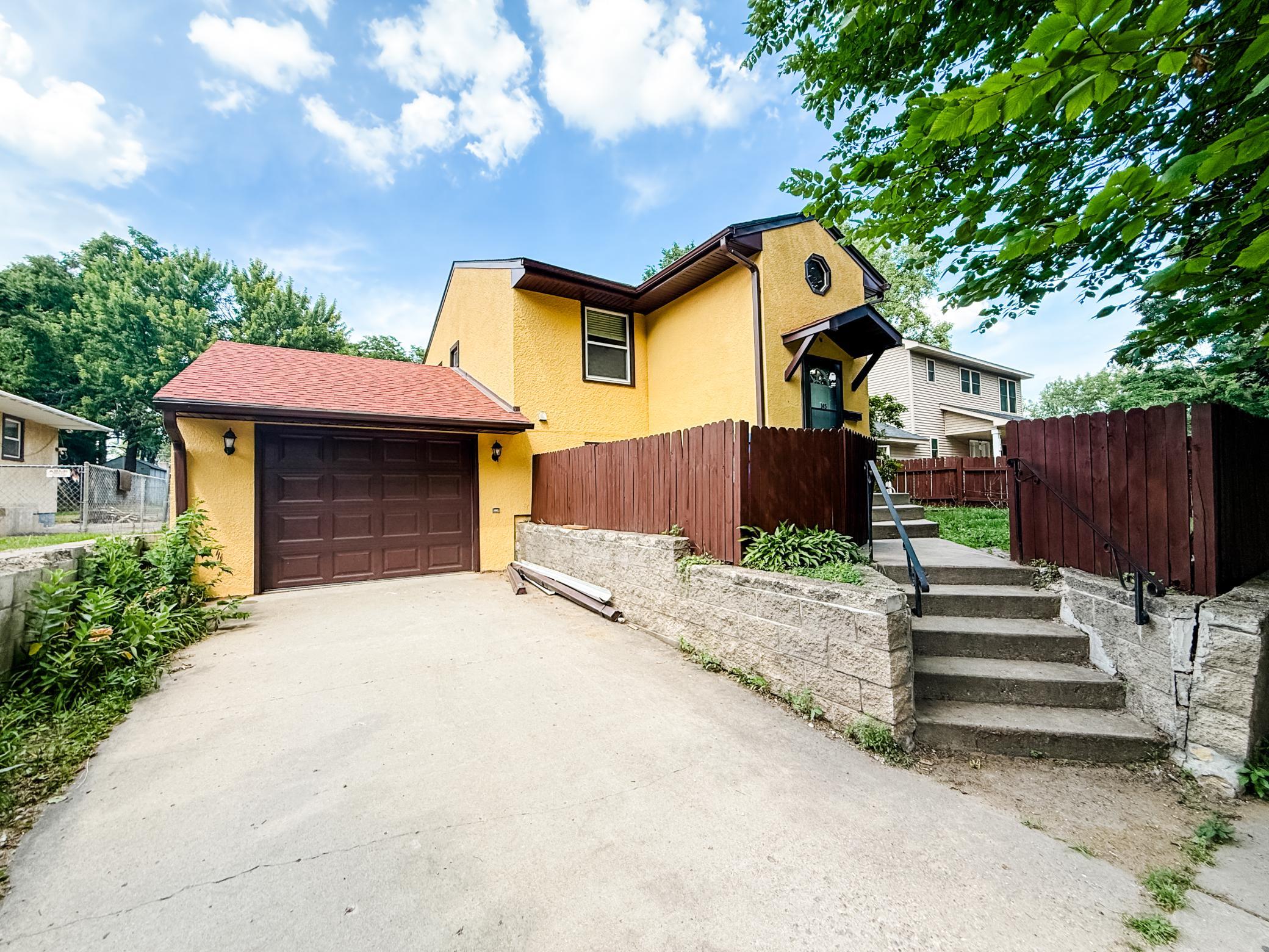 145 Jessamine Avenue E